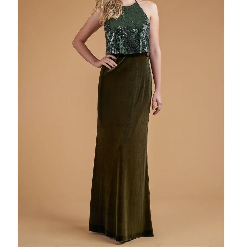B2 Jasmine Hunter Green‎ Velvet Evening Gown Sequin Halter. Size N12. NWT.
